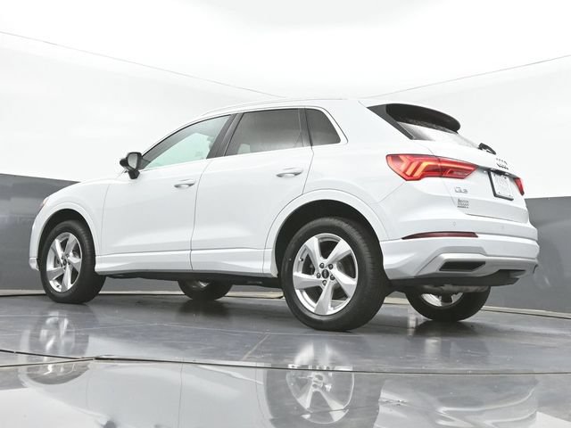Used 2022 Audi Q3 2.0T Premium AWD/4WD image 45