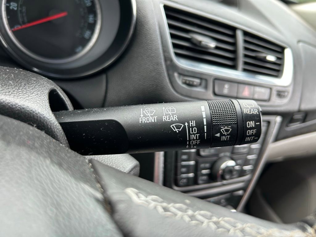 Used 2015 Buick Encore Convenience FWD image 22
