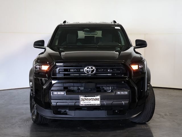 Used 2025 Toyota 4Runner SR5 AWD/4WD image 9