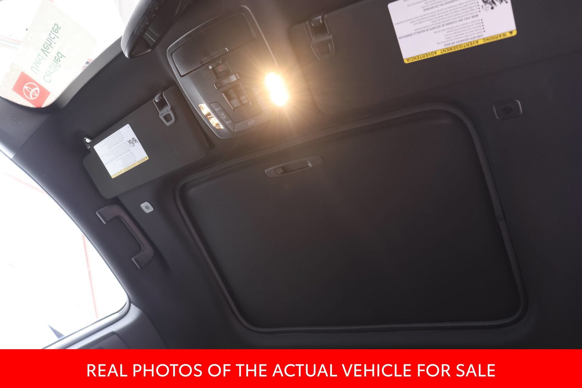 Certified 2025 Toyota Sienna XSE w/ XSE Plus Package FWD image 15