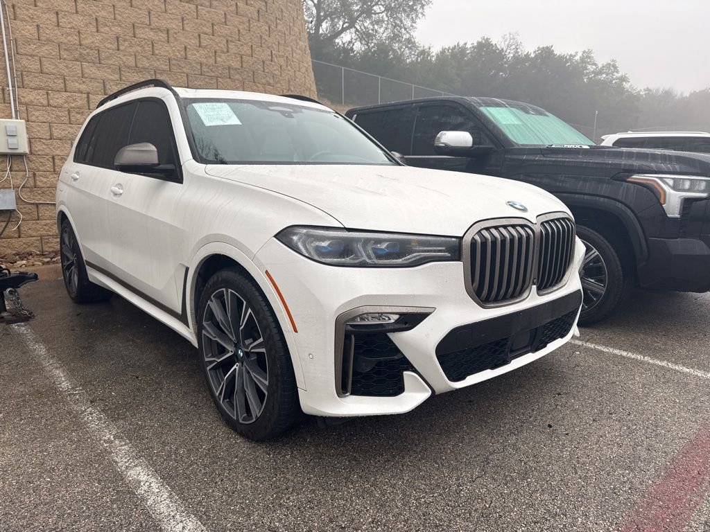 Used 2022 BMW X7 M50i AWD/4WD image 2