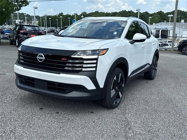 New 2025 Nissan Kicks SR image 8