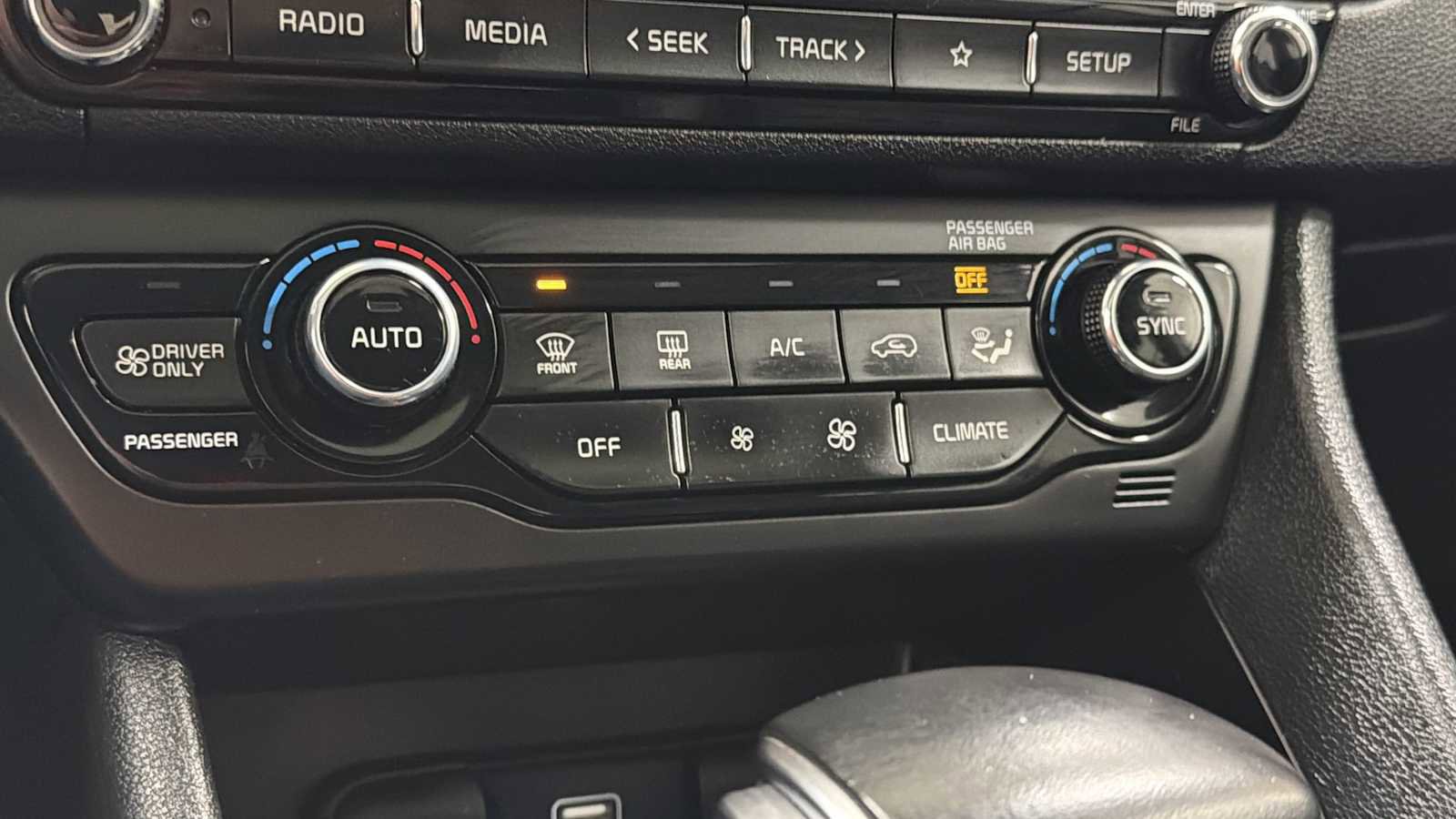 Used 2022 Kia Niro LXS FWD image 20