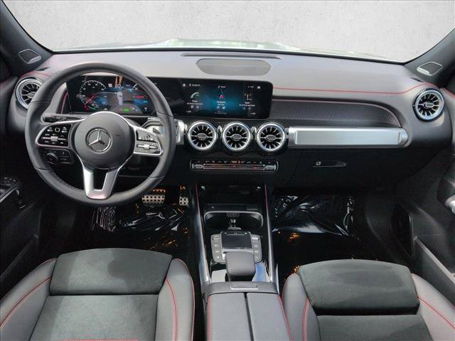 Certified 2023 Mercedes-Benz EQB 300 4MATIC image 19