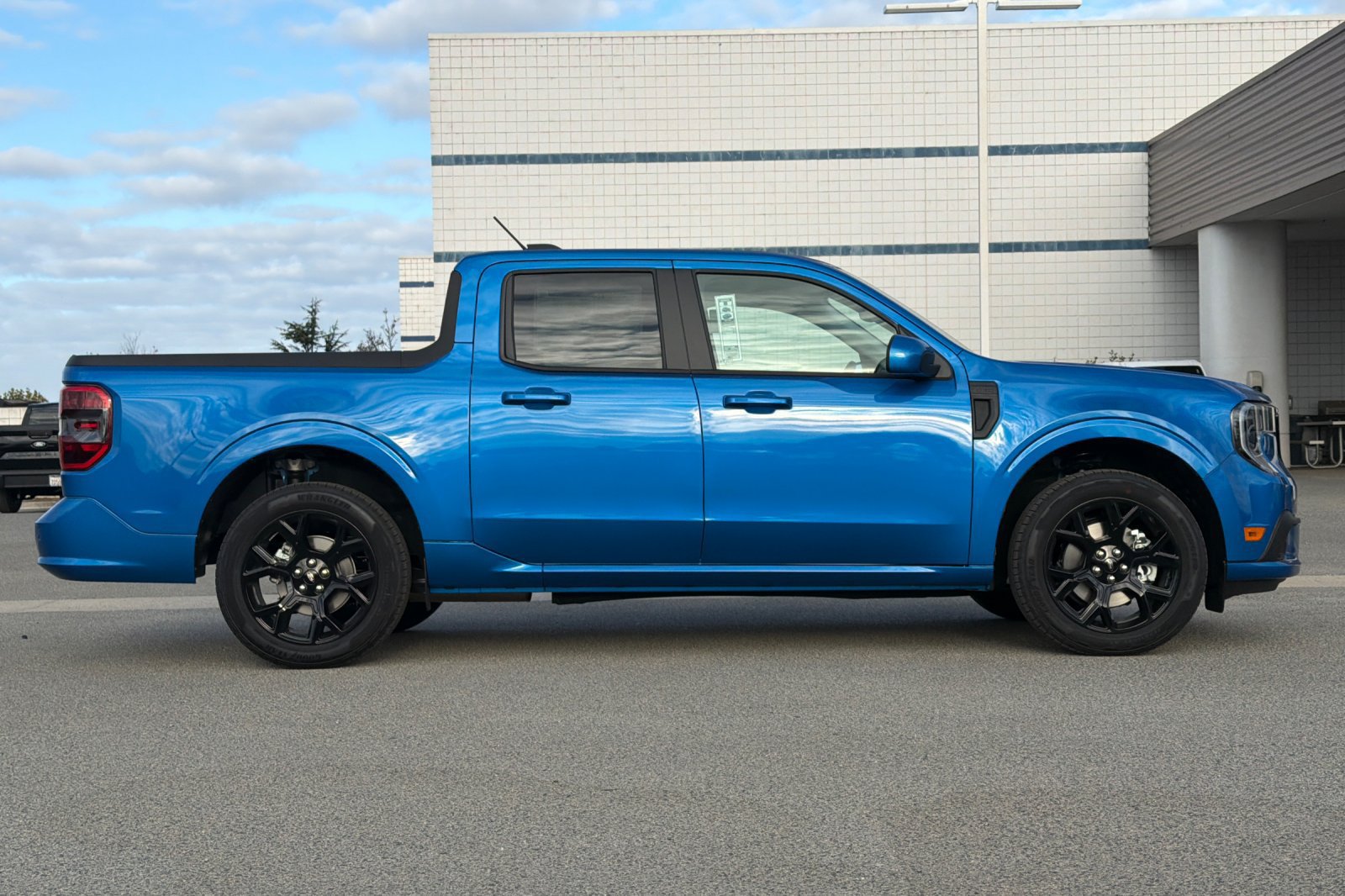 New 2026 Ford Maverick Lobo AWD/4WD image 3