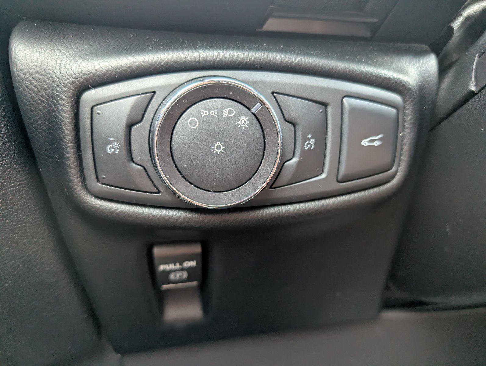 Used 2016 Lincoln MKX Reserve w/ Climate Package AWD/4WD image 18