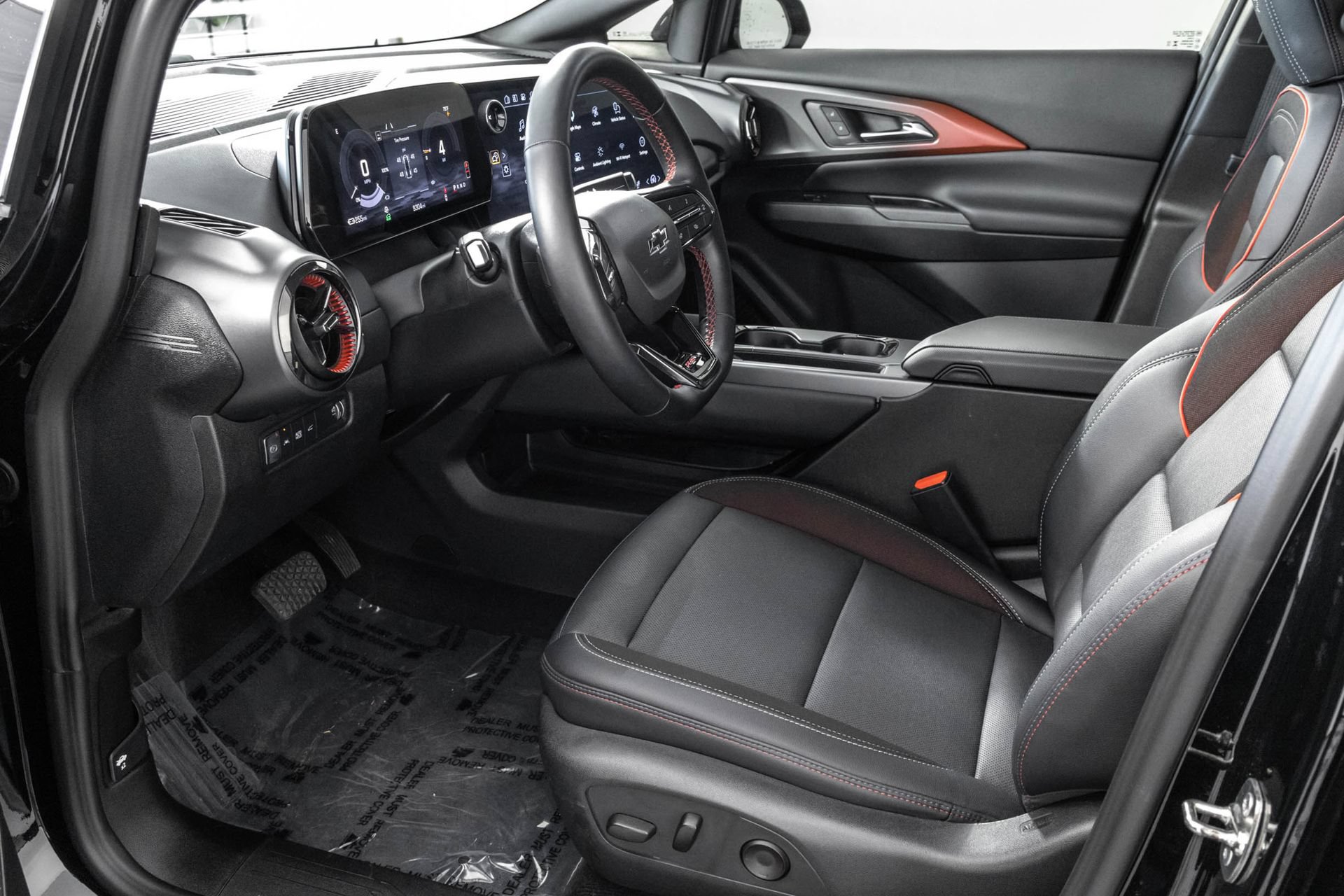 Used 2024 Chevrolet Equinox EV RS FWD image 7
