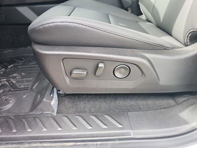 New 2026 GMC Canyon Elevation w/ Convenience Package image 20