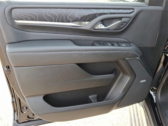 Used 2023 GMC Yukon XL Denali image 10