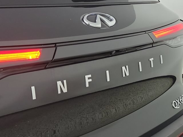 Certified 2025 INFINITI QX60 Pure FWD image 5