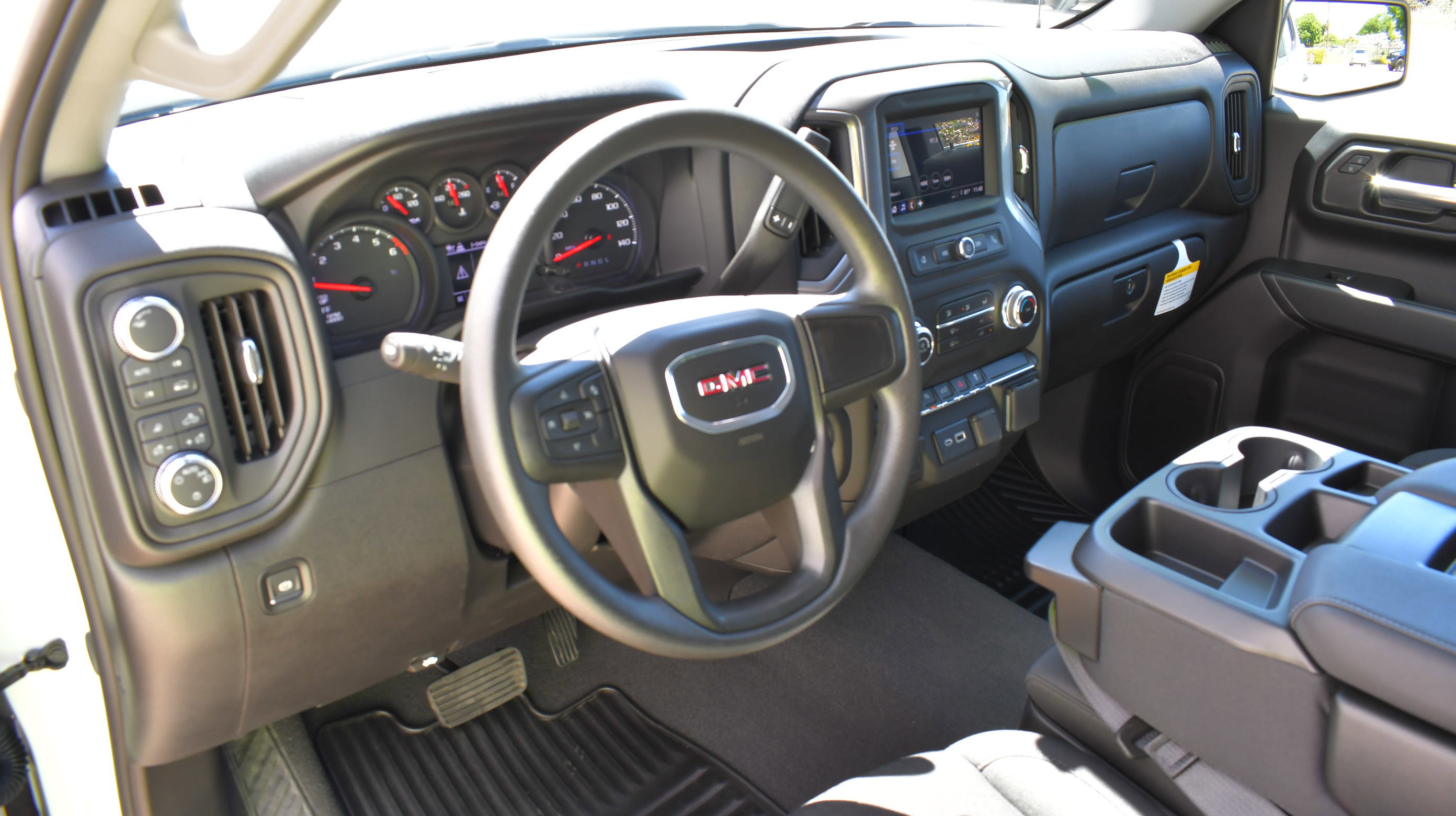 Used 2026 GMC Sierra 1500 Pro w/ Pro Value Package AWD/4WD image 13