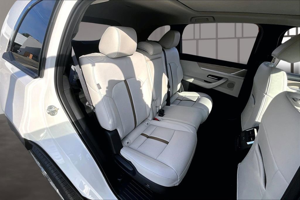 New 2026 MAZDA CX-90 3.3 Turbo w/ Premium Plus Pkg image 14