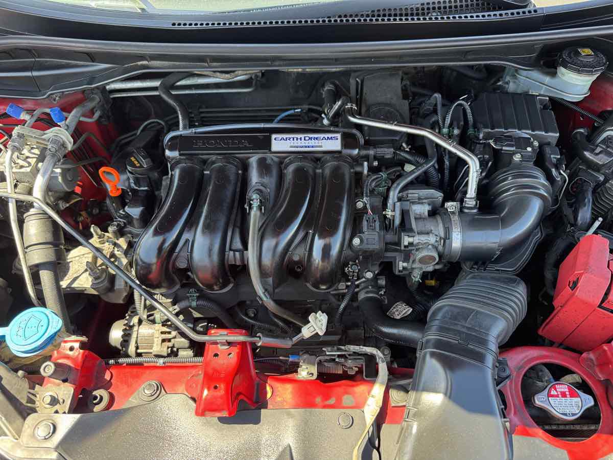 Used 2015 Honda Fit EX image 10