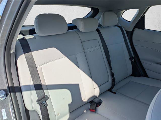 Certified 2025 Hyundai Kona SE image 18