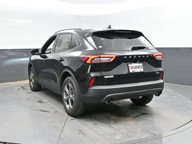 Used 2025 Ford Escape ST-Line Select AWD/4WD image 10