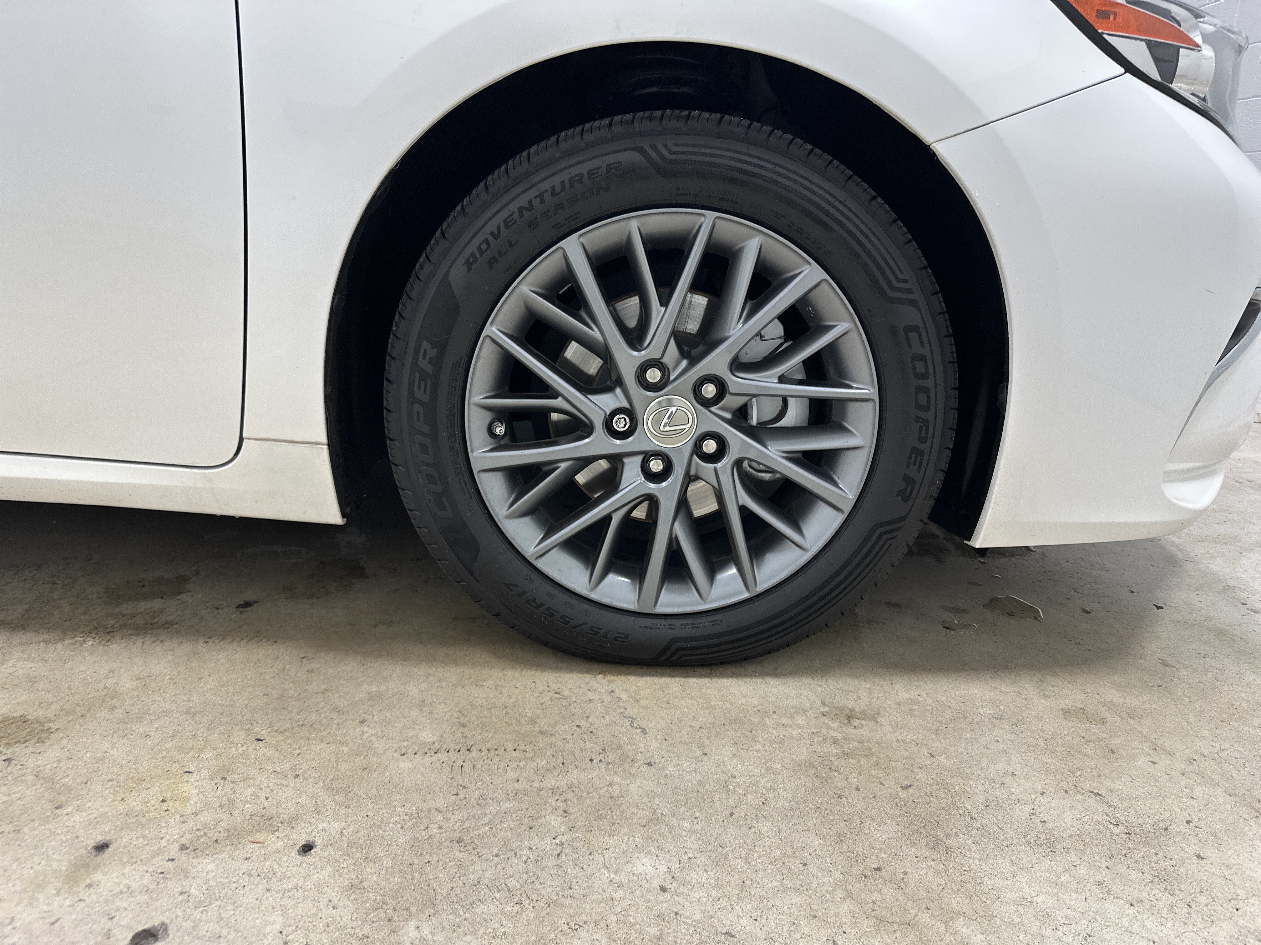 Used 2018 Lexus ES 350 w/ Navigation System Package FWD image 13
