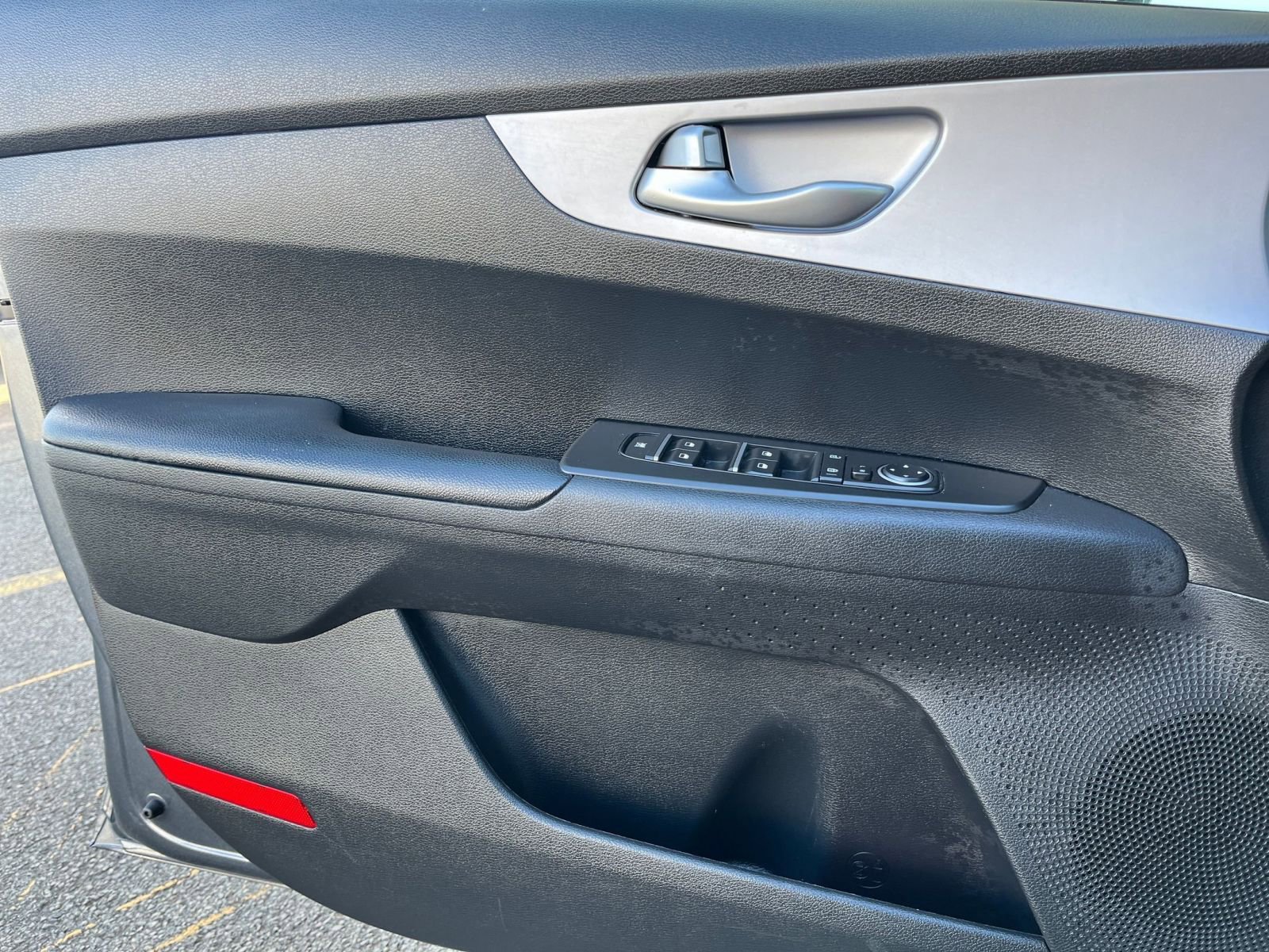 Used 2024 Kia Forte LXS FWD image 18