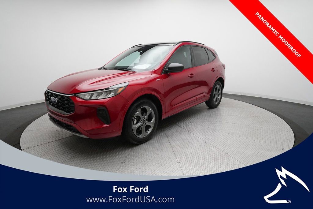 Used 2023 Ford Escape ST-Line w/ Tech Pack #1 video 1