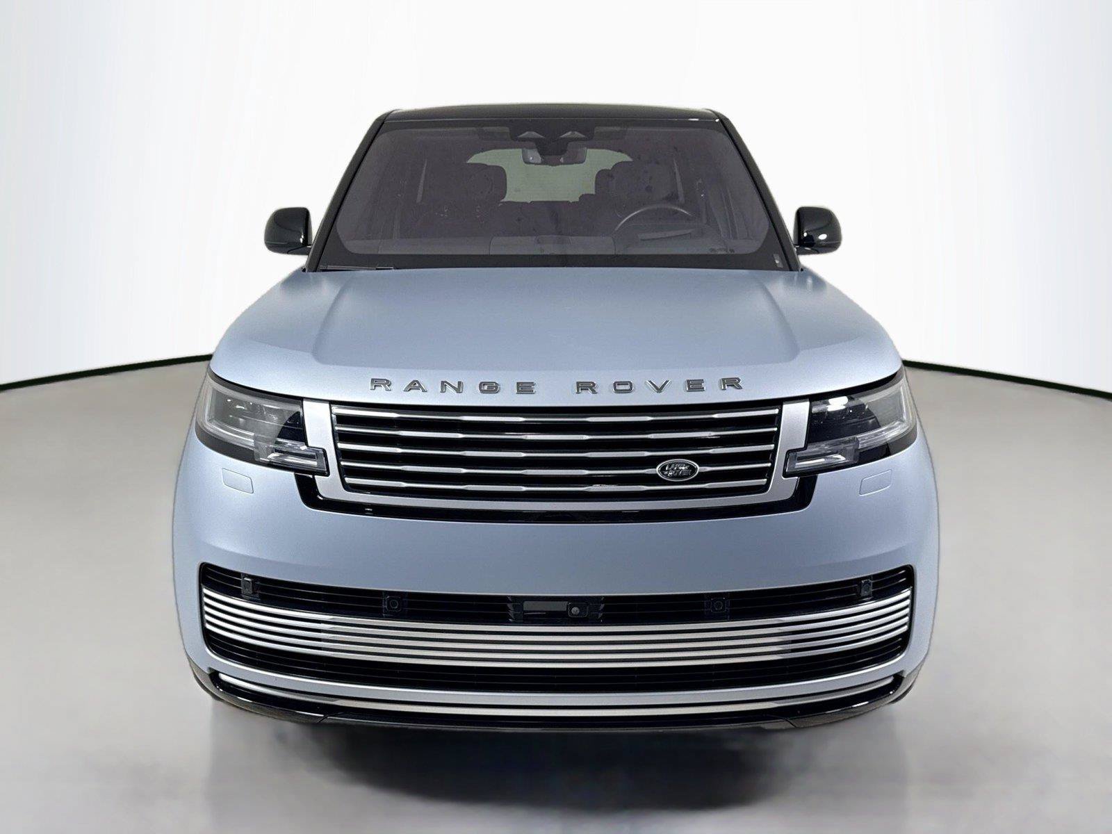 Used 2023 Land Rover Range Rover SV AWD/4WD image 11
