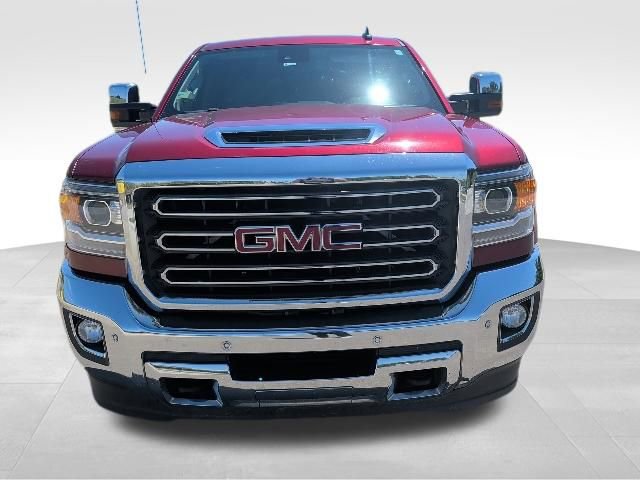 Used 2018 GMC Sierra 2500 SLT w/ Duramax Plus Package AWD/4WD image 9
