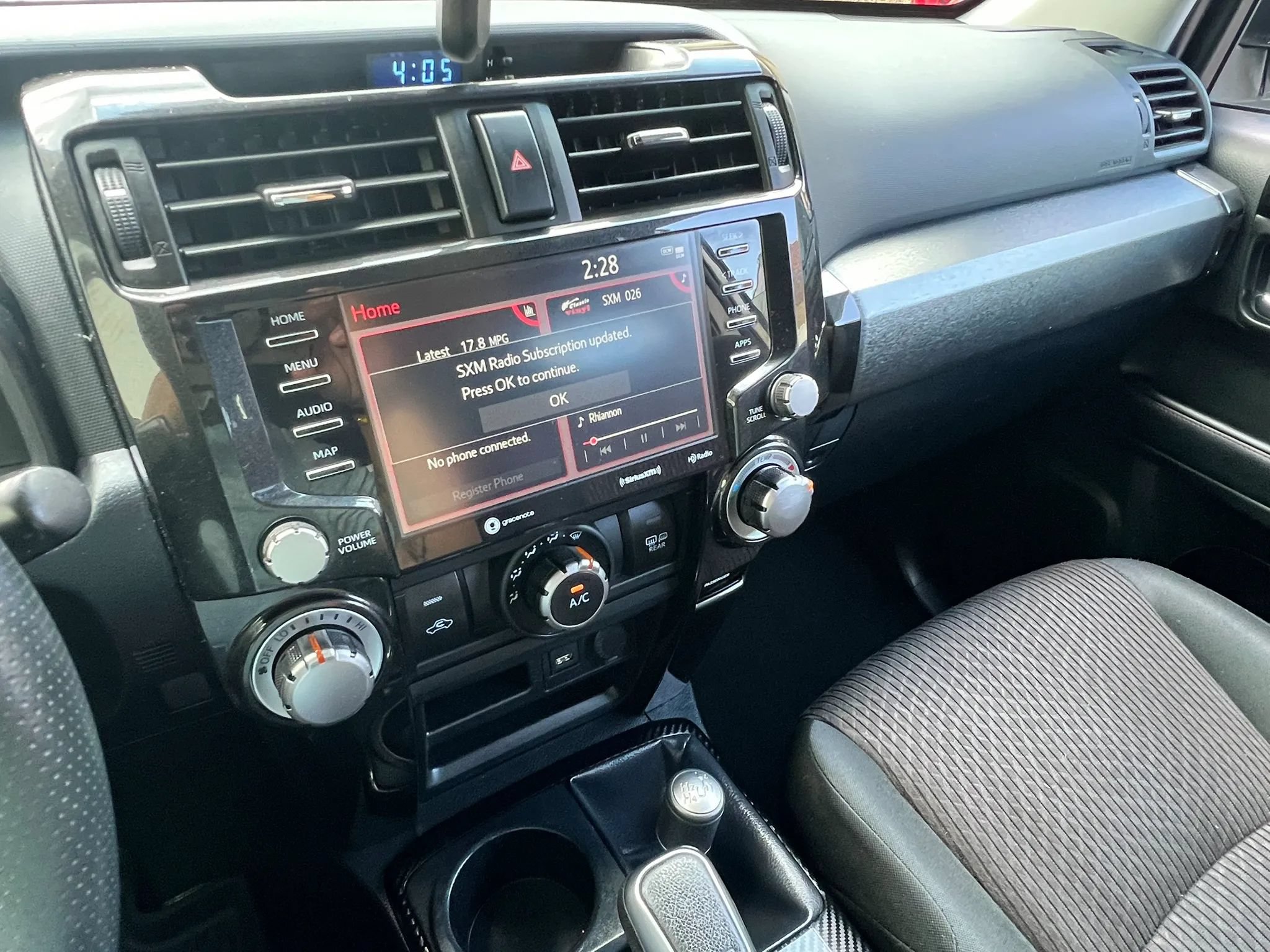 Used 2020 Toyota 4Runner TRD Off-Road AWD/4WD image 23