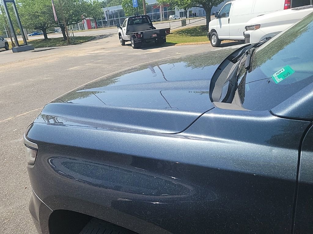 Used 2019 Chevrolet Tahoe LT w/ LT Signature Package AWD/4WD image 21