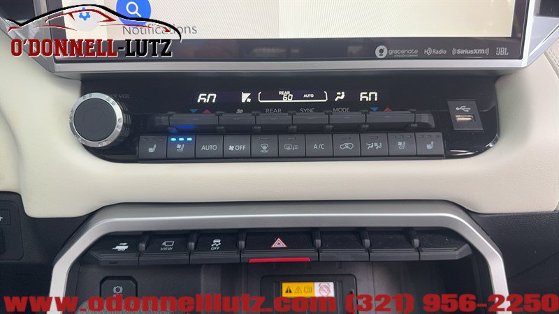 Used 2024 Toyota Sequoia Capstone RWD image 28