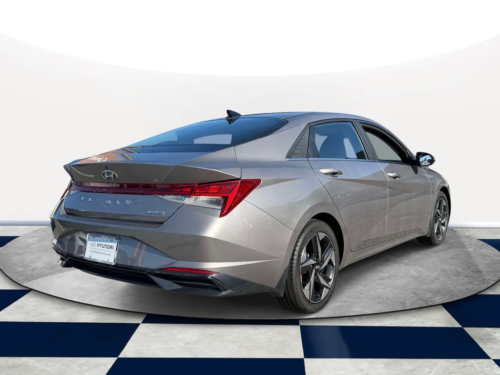Certified 2023 Hyundai Elantra Limited FWD image 4