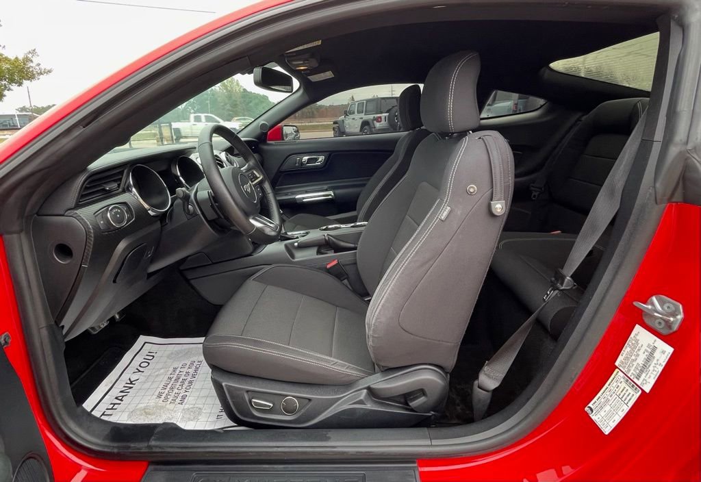 Used 2016 Ford Mustang Coupe w/ Equipment Group 051A image 18