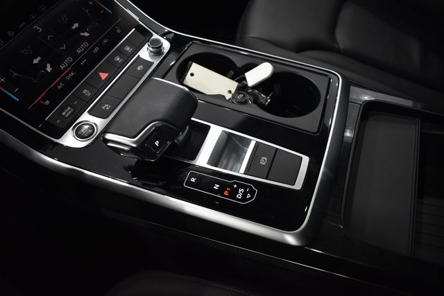 Used 2023 Audi Q7 Premium Plus w/ Premium Plus Package image 24