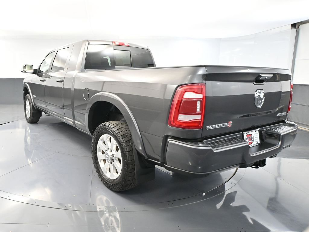 Used 2022 RAM 2500 Laramie w/ Body Color Bumper Group image 9