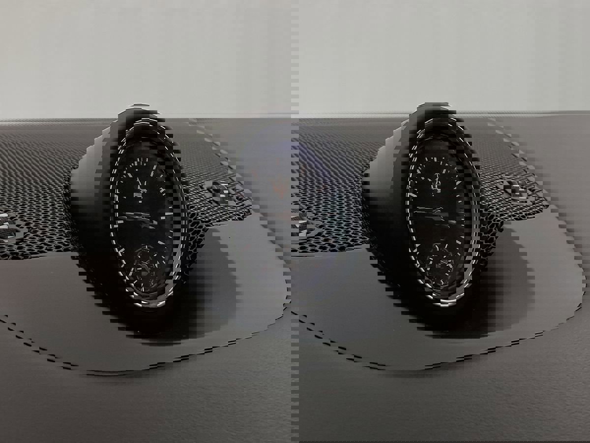 Used 2021 Maserati Levante S image 15