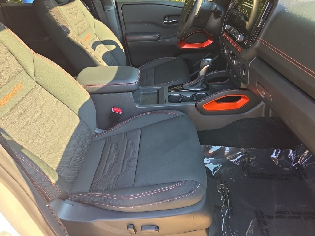 Used 2025 Nissan Frontier PRO-4X w/ Interior Protection Package AWD/4WD image 18