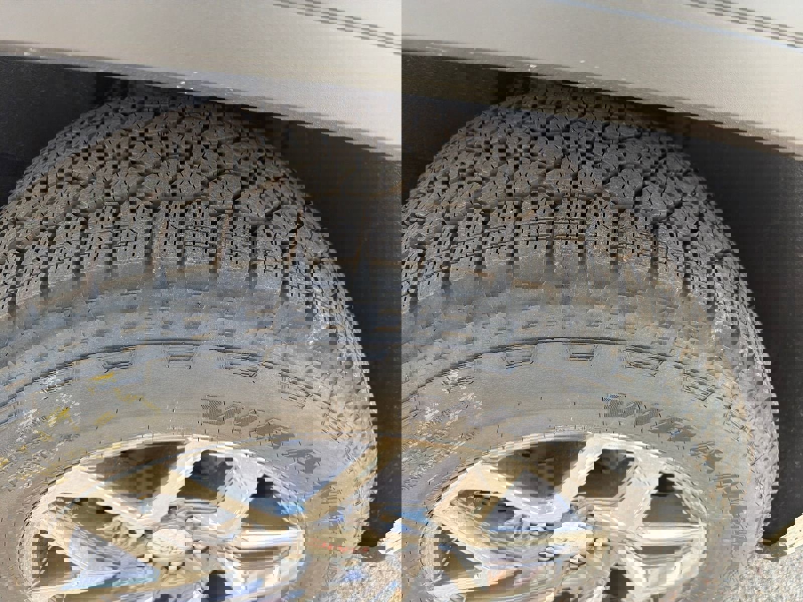 New 2026 GMC Sierra 1500 SLE w/ X31 Off-Road Package image 12