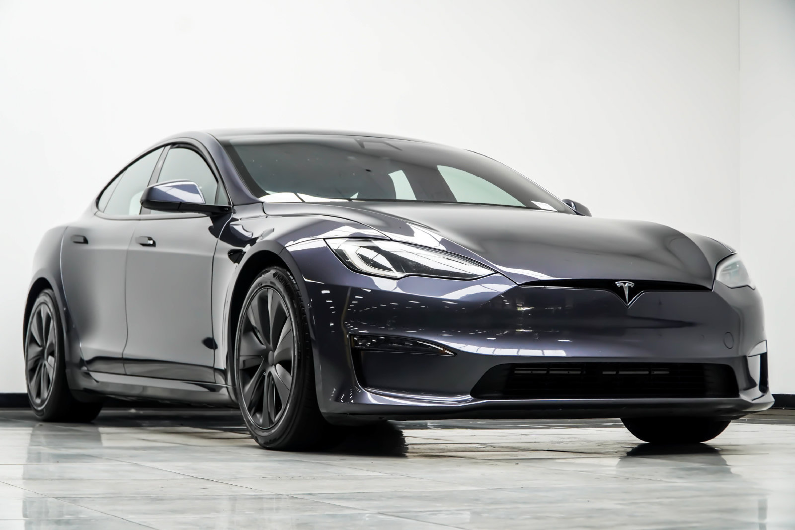 Used 2022 Tesla Model S AWD/4WD image 5