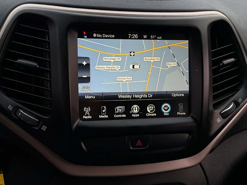 Used 2017 Jeep Cherokee Latitude image 12