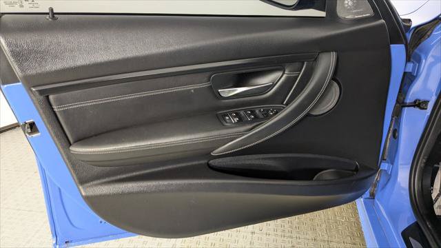 Used 2018 BMW M3 RWD image 12