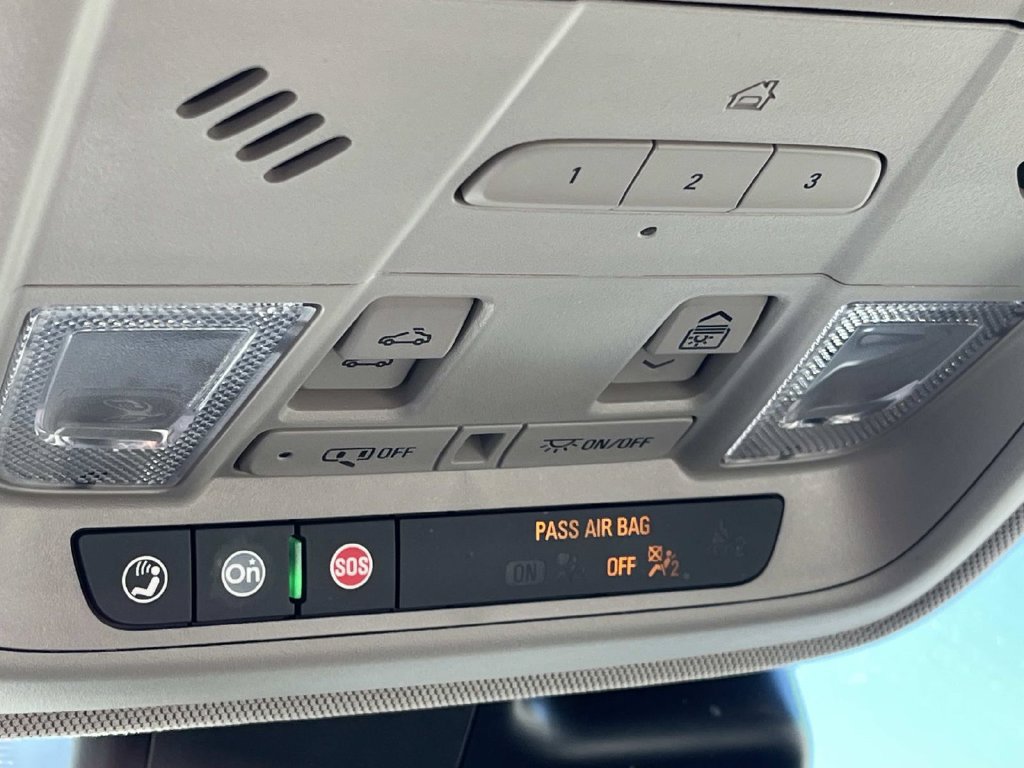 Certified 2023 Cadillac XT4 Premium Luxury w/ Enhanced Visibility Package FWD image 39