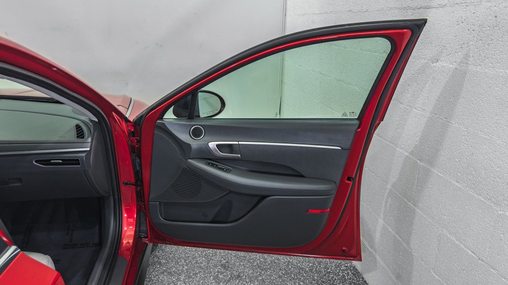 Used 2022 Hyundai Sonata SE image 17