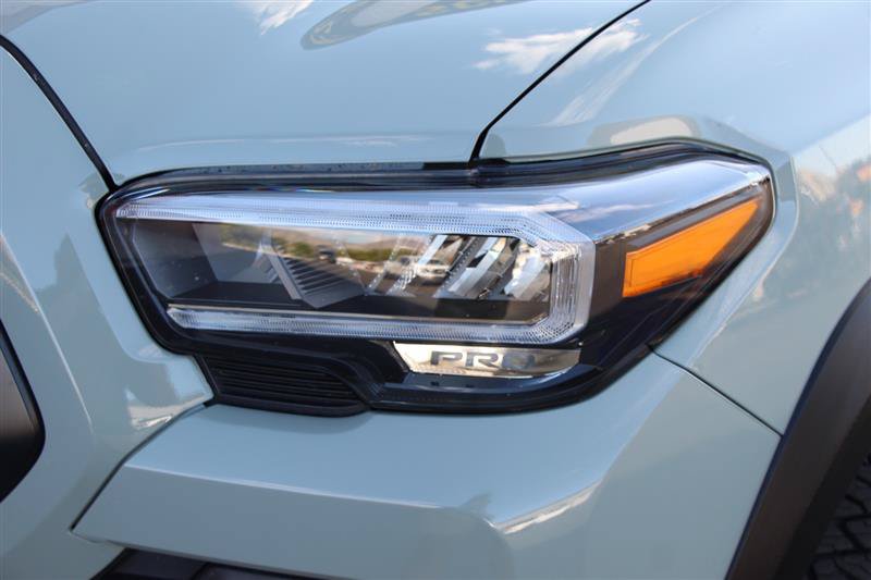 Used 2021 Toyota Tacoma TRD Pro AWD/4WD image 35