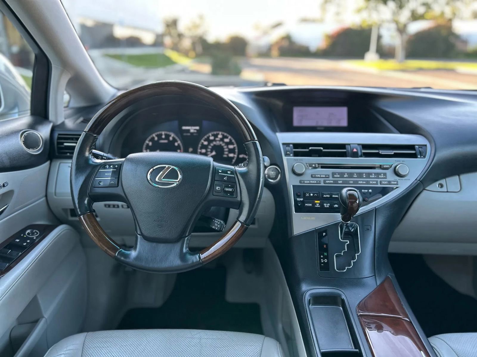 Used 2012 Lexus RX 350 FWD w/ Premium Pkg image 10