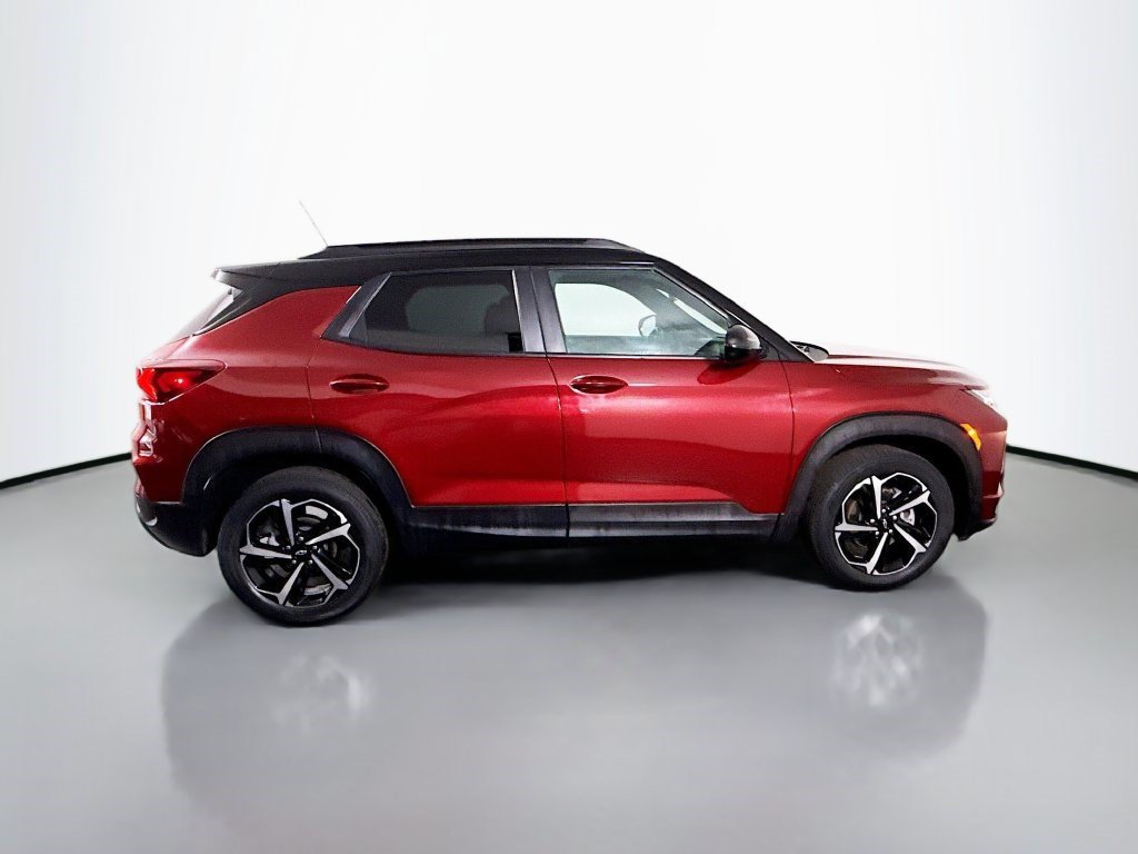 Used 2023 Chevrolet TrailBlazer RS FWD image 11