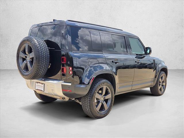 Used 2025 Land Rover Defender 110 S AWD/4WD image 5