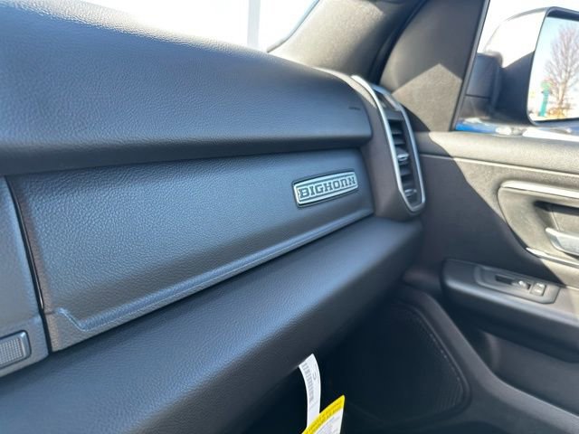 New 2026 RAM 1500 4x4 Crew Cab image 28