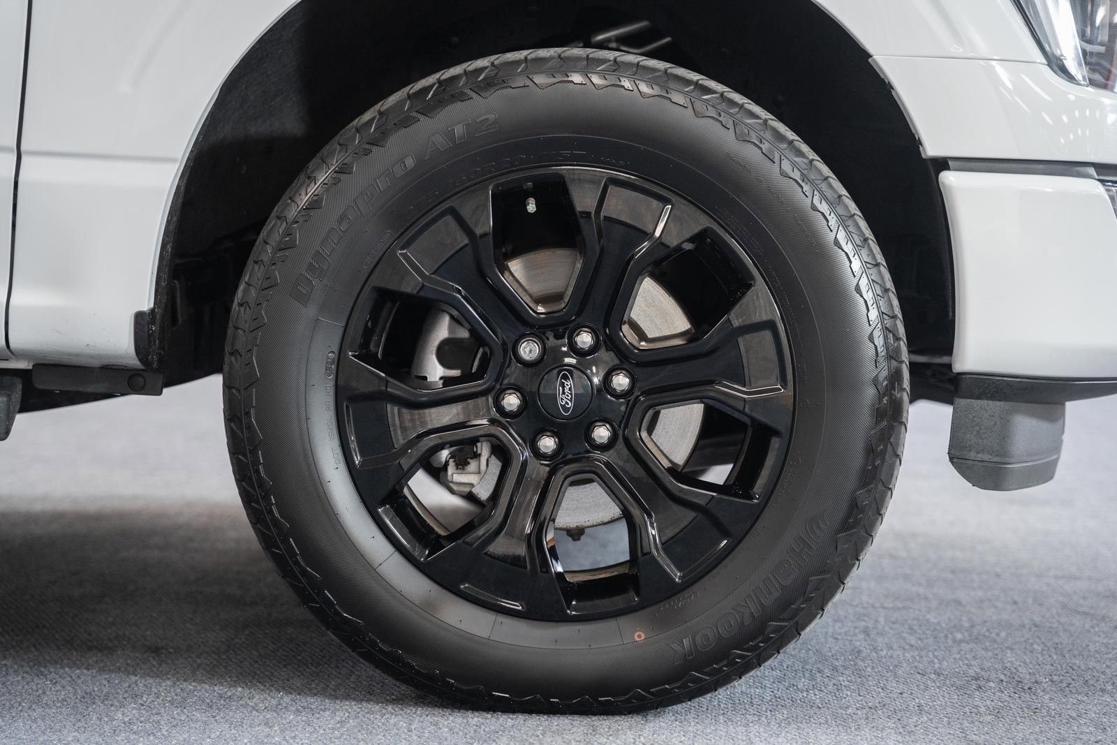 Certified 2023 Ford F150 Lariat w/ Equipment Group 502A High image 22