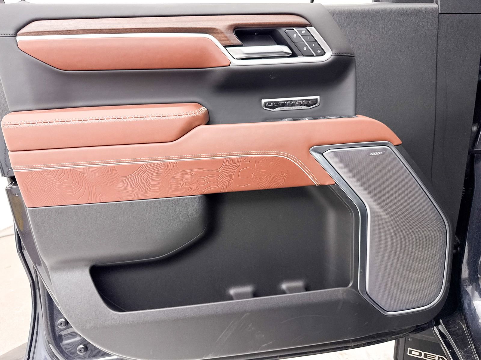 Used 2025 GMC Sierra 1500 Denali Ultimate image 29