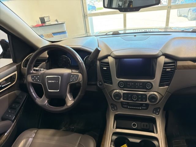 Used 2016 GMC Yukon Denali AWD/4WD image 24
