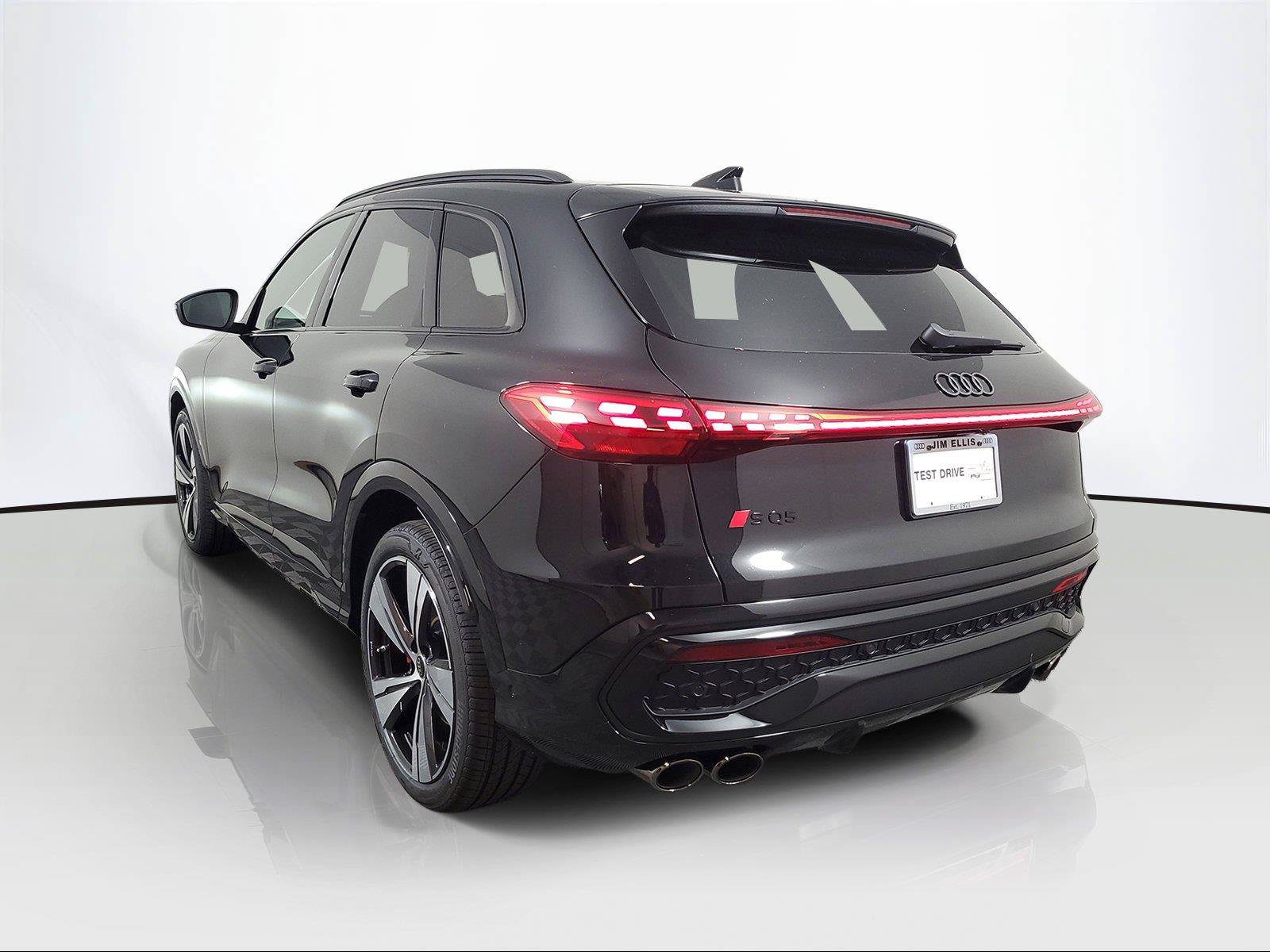 New 2026 Audi SQ5 Premium Plus AWD/4WD image 4
