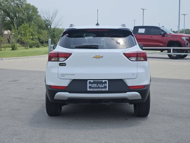 Used 2025 Chevrolet TrailBlazer LT AWD/4WD image 6