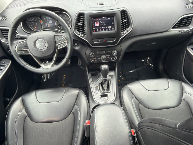 Used 2019 Jeep Cherokee Latitude Plus FWD image 22